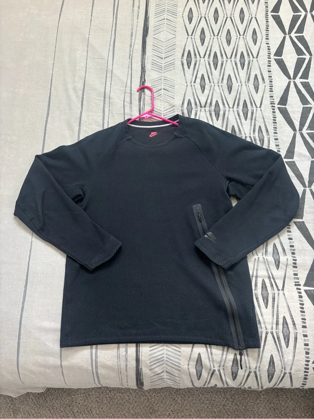 Nike classic black